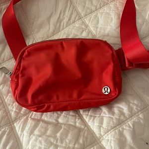 Lululemon hip bag